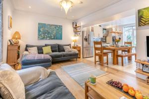 4 Bed in St. Ives oc-t33609