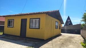 Casa Amarela Praia do Porto Imbituba