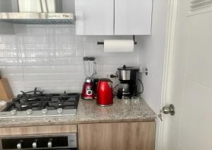 Modern 2BR Miraflores Apt, Terrace & Boardwalk