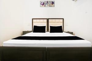 OYO 83155 Ravi Hotel & Banquet