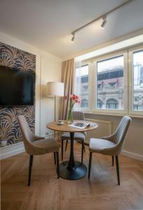 Świdnicka City Center Apartment with Opera View ProperUNIT