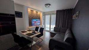 Warsaw Bemowo Prestige Apartment - Parking Included