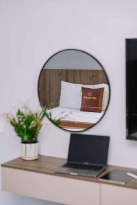 V Fleurs Hotel Cat Ba