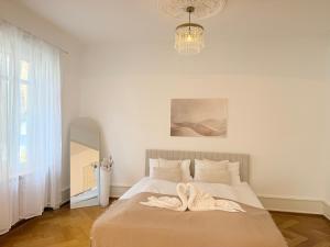 Aurevo 3BR Apartment for 6 - Free Baselcard