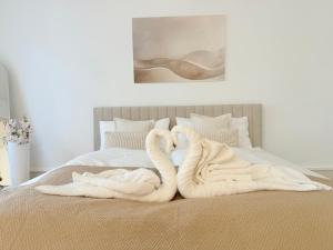 Aurevo 3BR Apartment for 6 - Free Baselcard