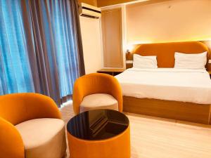 Hotel Four Season - Gomtinagar - Lucknow