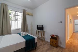 4 minutos da Praia do Leblon - GA207