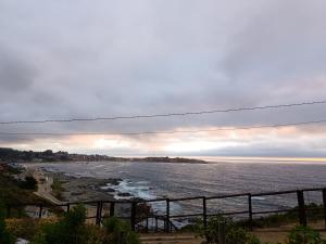 Casa completa frente al mar y cerca Algarrobo
