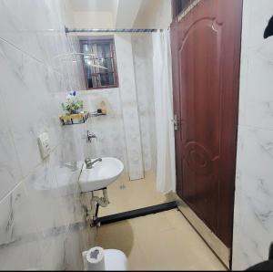 The Crib -2BR Apartment