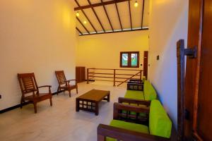 Coco Breeze Villa Ahangama