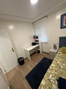 Alojamiento Entero Moderno En Barcelona Terrassa