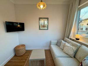 Villa Johanna App 1- mit zwei Balkonen & Garten - nur wenige Schritte vom Strand