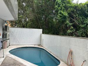 Apartamento térreo com piscina - Rivieira de São Lourenço - Módulo 2