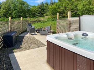 Uk7384 - The Hayloft