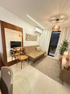 Flat perto da praia de Copacabana com varanda, piscina e sauna