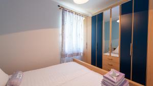Apartman Lucija 5 by Villas Guide