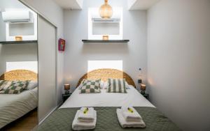 LA SUITE terrasse, wifi,parking,clim