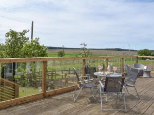 Uk7385 - Chaff House