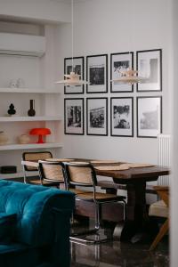 Unique 2BD 2BA Design Apt with airconditioning near Acropolis