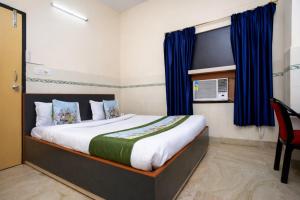 Hotel #Blue Moon# Front Of Bhubaneswar Railway Station
