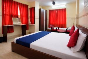 Hotel #Blue Moon# Front Of Bhubaneswar Railway Station