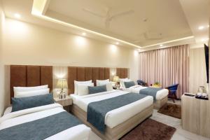 Hotel West End Near Delhi Airport With Free Airport Drop