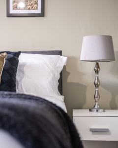 Central Stratford 2BR Retreat - Town Centre