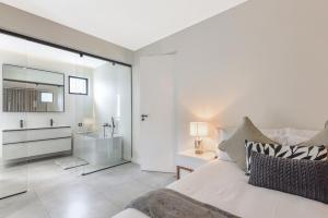 The Emerald Hyde Park - Apartments in Hyde Park