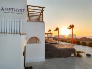 The Amethyst Exclusive Suites Oia