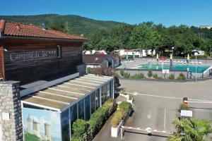 Camping 4 étoiles - Piscine - ccbeece