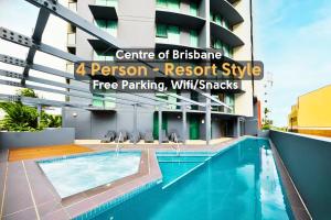 Brisbane CBD - Pool Spa Gym - 4 People Single Room room