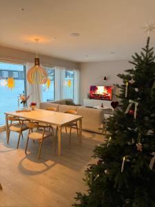 Finnish design villa with outdoor jacuzzi