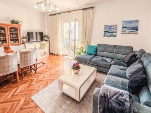 Apartment Ana-1 by Interhome