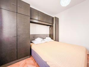 Apartment Ana-1 by Interhome