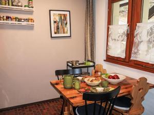 Apartment Aragon M86 by Interhome