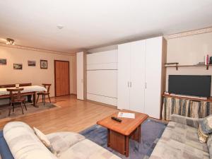 Apartment Am Birkenhain-6 by Interhome