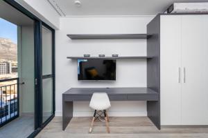 Mountain View apartment minutes away from CBD