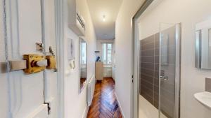 Charming beach apartement on Rue Frédéric Sauvage