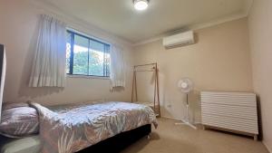 Walk to Market Square and Garden City! MacGregor