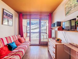 Studio Cosmos-7 by Interhome