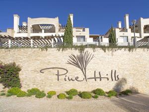 Apartment Pine Hills Pérola by Interhome