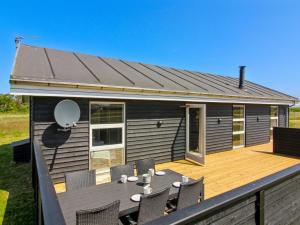 Holiday Home Elenore - 900m from the sea by Interhome