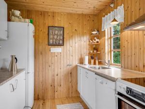 Holiday Home Rikhard - 75m from the sea by Interhome