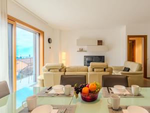 Apartment Casa Tondi by Interhome