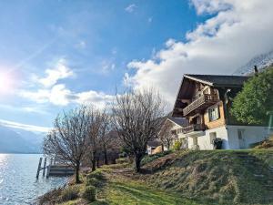 Chalet Haus am See by Interhome