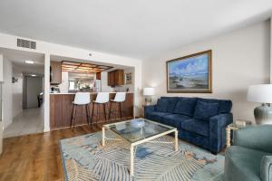 2 Bedroom Condo in the Century Building