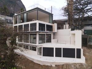 Carioca Beach House for Ocean View Lovers