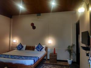 lake & woods-a boutique lakeview property