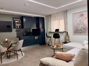 Loft Dalia Las Canteras Beach, free parking&wifi