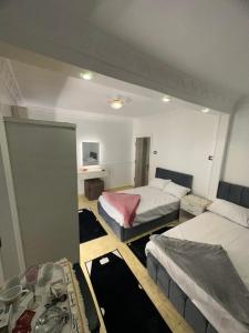 Pyramids essence view